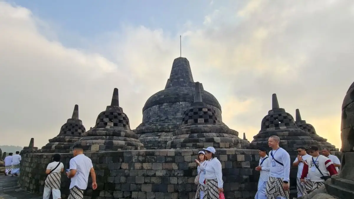 BELUM DIPASANG: Wacana soal pemasangan chattra di stupa induk Candi Borobudur masih dikaji. (NAILA&nbsp;NIHAYAH/RADAR JOGJA)
