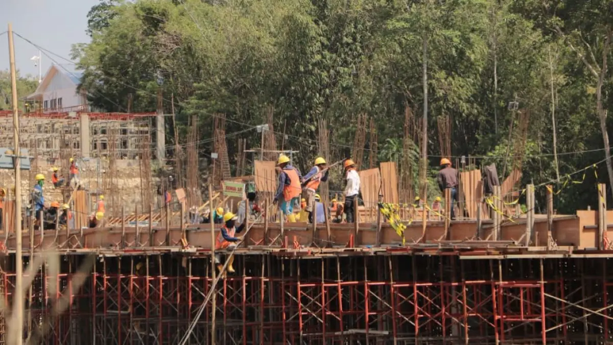 CEPAT: Perkembangan Proyek Sekolah Rakyat di Lendah mulai memperlihatkan bentuknya. - Dokumentasi Pemkab Kulon Progo
