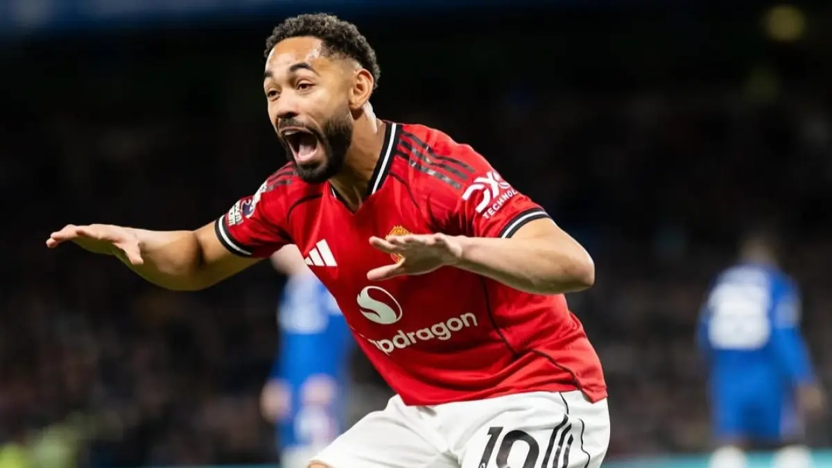 Selebrasi Matheus Cunha setelah mencetak gol kemenangan Manchester United atas Chelsea di Stamford Bridge.