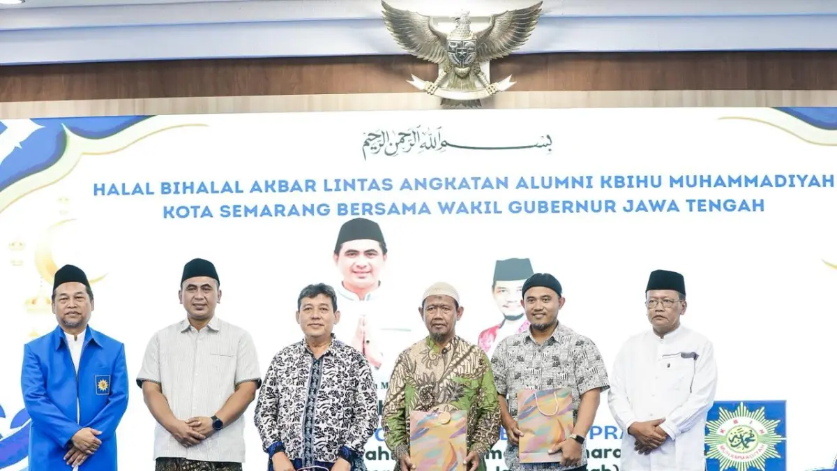 Wakil Gubernur Jawa Tengah, Taj Yasin Maemoen melepas jemaah haji asal Jawa Tengah