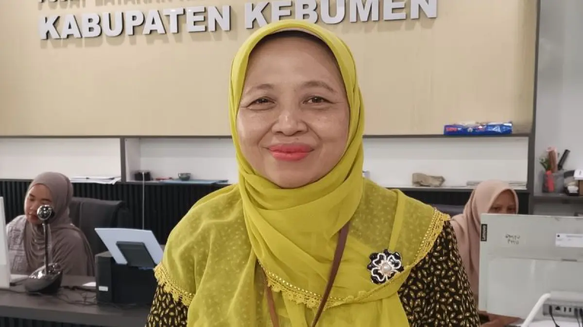 Plt Kepala Kantor Kementerian Haji dan Umrah Kabupaten Kebumen Suwaibatul Aslamiyah. (M Hafied/Radar Jogja)
