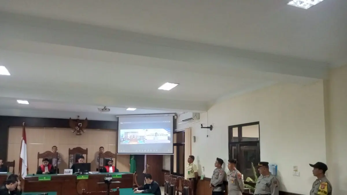 Sidang kekerasan seksual yang dilakukan oleh seorang pedofil terhadap balita berlangsung tertib tanpa kendala - Yusuf Bastiar/Radar Jogja 