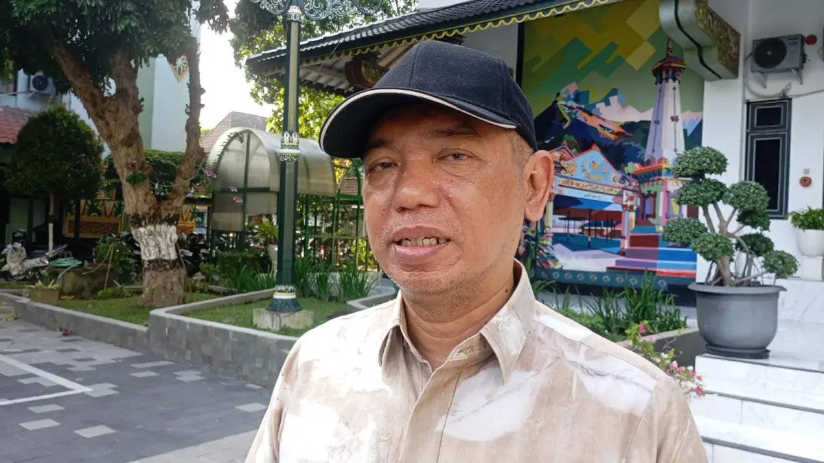 Kepala DLH Kota Jogja Rajwan Taufiq saat ditemui di Balai Kota Jogja, Jumat (24/4/2026). (IWAN NURWANTO/Radar Jogja)