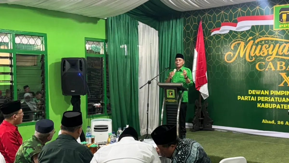 AKLAMASI: Ketua DPC Partai Persatuan Pembangunan Sleman Untung Basuki Rahmad menyampaikan sambutan dalam muscab X, Minggu (26/4/2026). (YOGI IP/RADAR JOGJA)