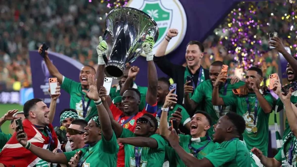 Selebrasi perayaan gelar juara Al Ahli setelah menjadi juara dengan mengalahkan Machida Zelvia di partai final.