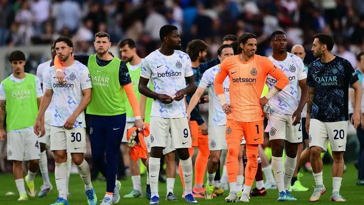 Raut kekecewaan para pemain Inter Milan setelah kehilangan keunggulan dua gol untuk bermain imbang melawan Torino.