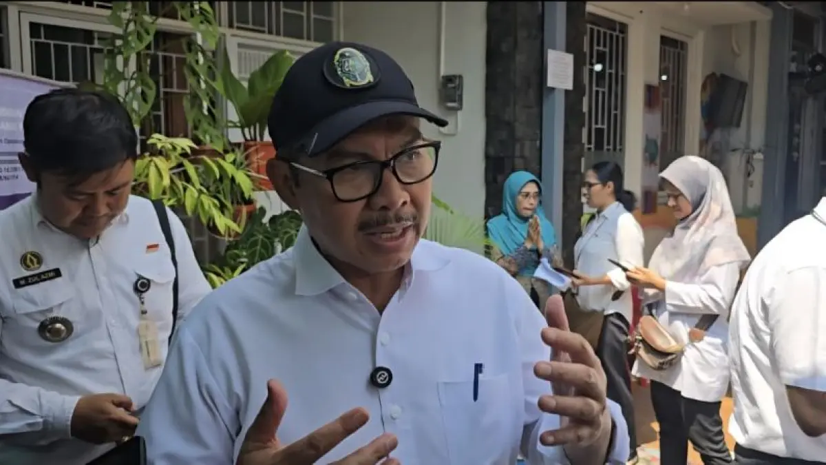 Wali Kota Jogja Hasto Wardoyo saat ditemui di sela pemantauan daycare Pelangi Anak Negeri, Rabu (29/4/2026). (IWAN NURWANTO/RADAR JOGJA)