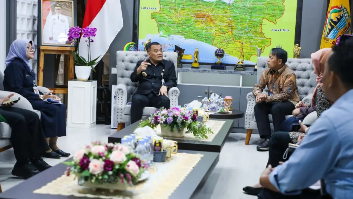 DPMPTSP Jawa Tengah audiensi bersama Gubernur Jawa Tengah Ahmad Luthfi
