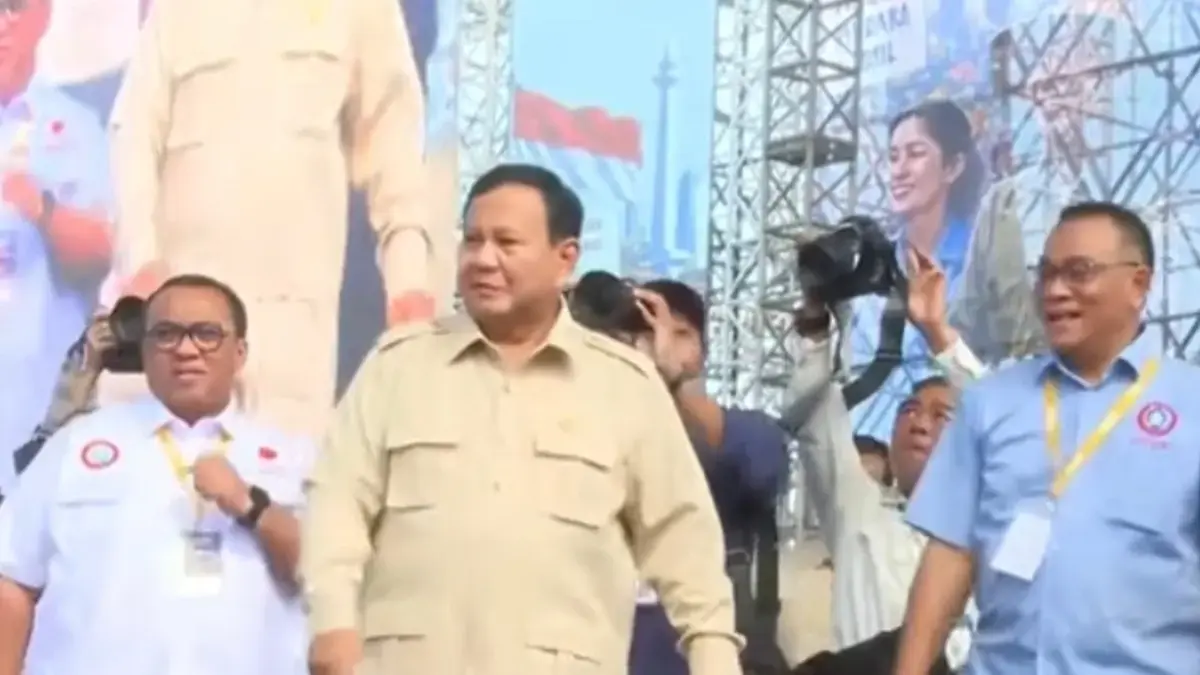 Presiden Prabowo Subianto menghadiri perayaan Hari Buruh Internasional atau May Day 2026 di Lapangan Monumen Nasional (Monas), Jakarta Pusat, Jumat (1/5). (Muhammad Ridwan/JawaPos.com)