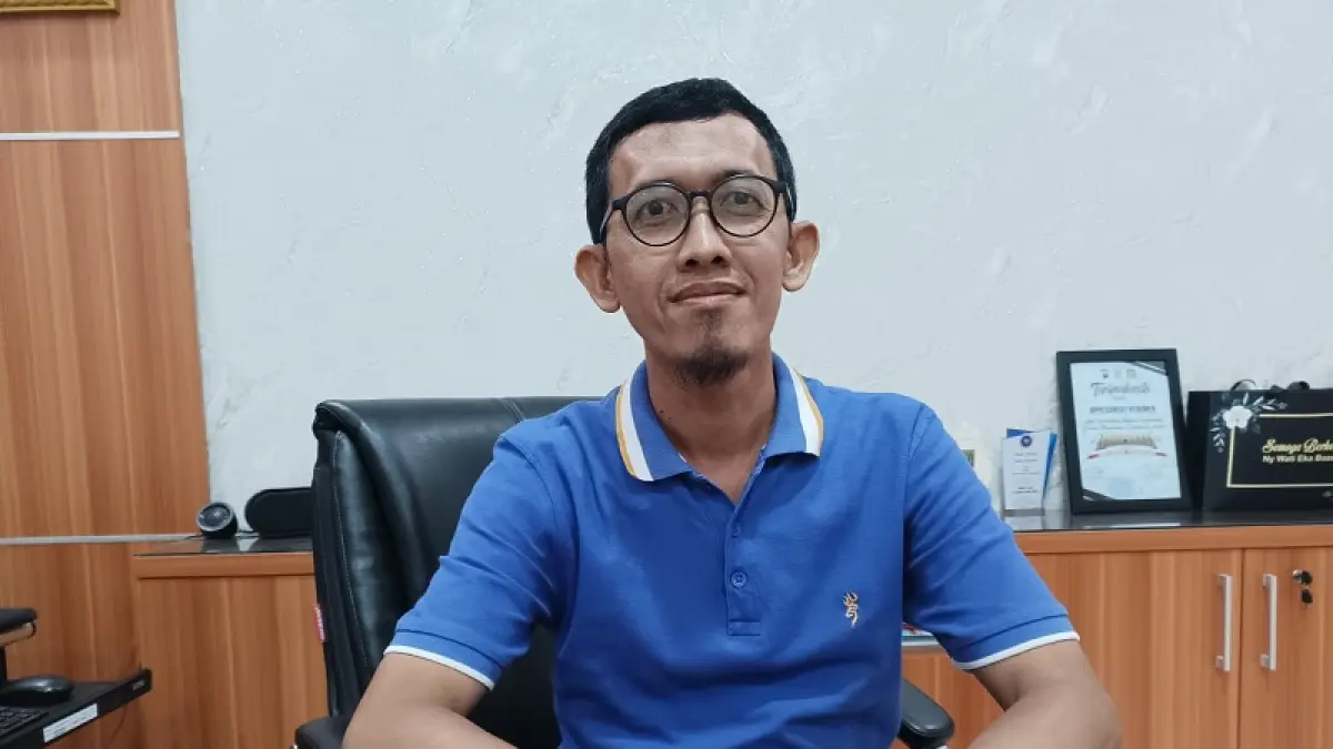 Kepala Unit Pelayanan Pendapatan Daerah (UPPD) Samsat Kebumen Mohamad Kodir. (M Hafied/Radar Jogja)