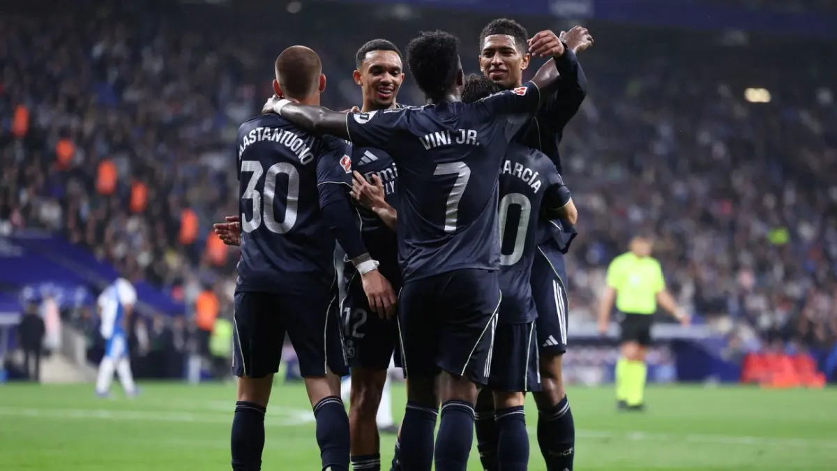 Selebrasi para pemain Real Madrid dalam kemenangan atas Espanyol di La Liga.