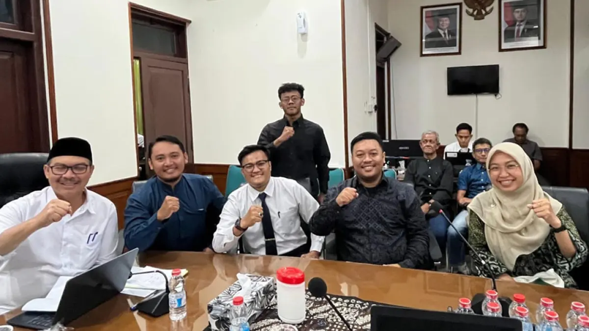 AUDIENSI: Jajaran Panitia Jogja Takbir Fest 2026 saat audiensi dengan &nbsp;Wali Kota Jogja Hasto Wardoyo di Balai Kota Jogja, Rabu (6/5). DOK. PANITIA JOGJA TAKBIR FEST 2026
