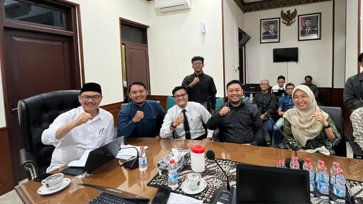 AUDIENSI: Jajaran Panitia Jogja Takbir Fest 2026 saat melaksanakan audiensi dengan Wali Kota Jogja Hasto Wardoyo di Balai Kota Jogja, Rabu (6/5/2026). DOKUMENTASI PANITIA JOGJA TAKBIR FEST 2026
