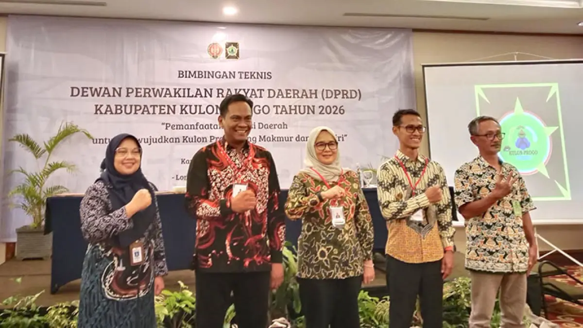 Peningkatan Kapasitas: Pimpinan dan anggota DPRD Kulon Progo mengikuti bimbingan teknis tentang tata kelola BUMD dan optimalisasi PAD yang diadakan bersama. (Foto: Delima Purnamasari/Radar Jogja)