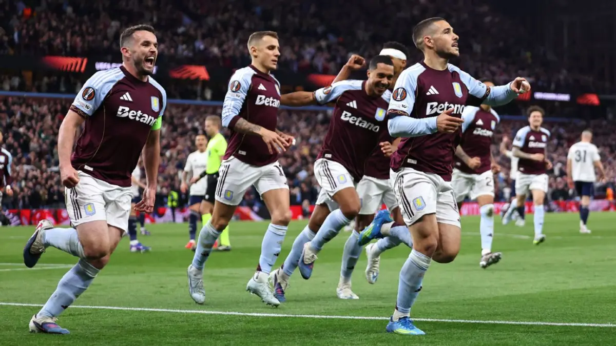 Selebrasi para pemain Aston Villa setelah kalahkan Nottingham Forest untuk memastikan tiket final Europa League.