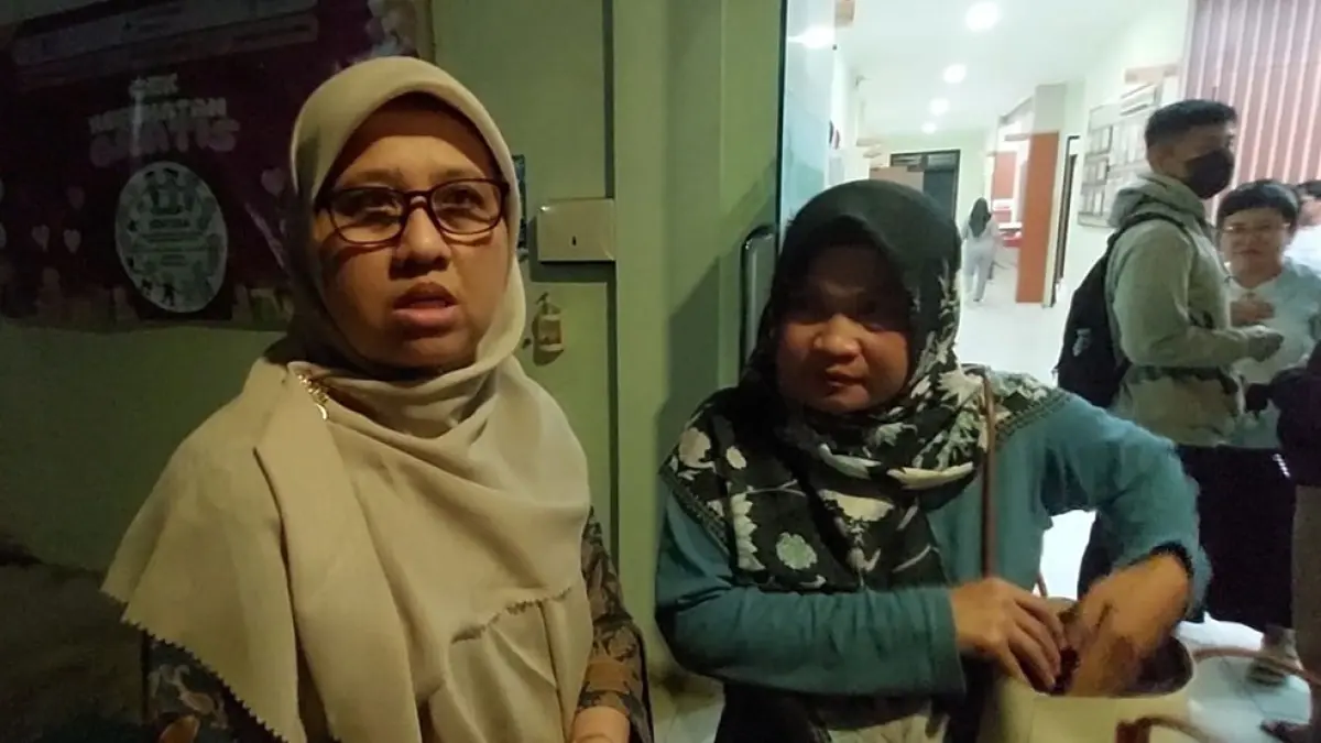 Kepala Dinas Kesehatan Kulon Progo Susilaningsih (kiri). Anom Bagaskoro/Radar Jogja