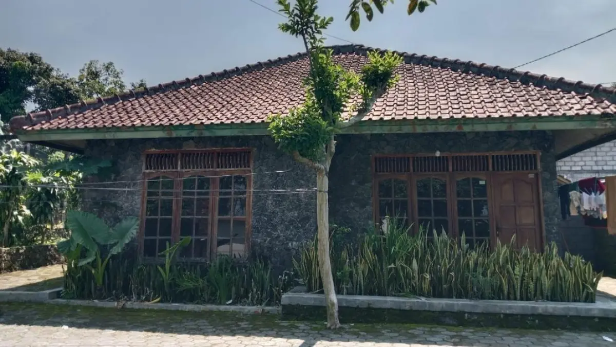 Rumah di Pakem Sleman yang jadi tempat penampungan sebelas bayi. (Delima Purnamasari/Radar Jogja)&nbsp;