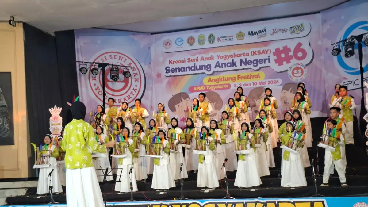 Tim Angklung Esluha dalam ajang Festival Angklung Senandung Anak Negeri #6 Se-DIY dan Jawa Tengah. (istimewa)