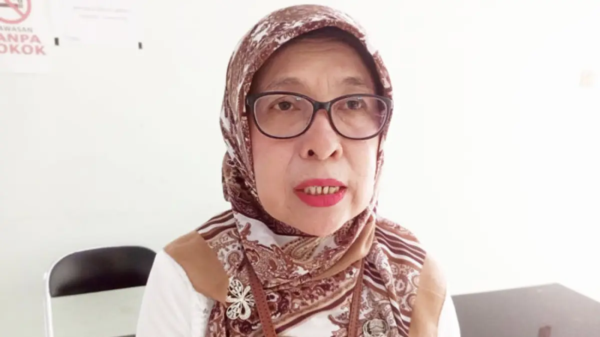 Dokter umum yang membuka praktik di Kelurahan Tamanwinangun, Kebumen, Sri Fatmawati. (M Hafied/Radar Jogja)