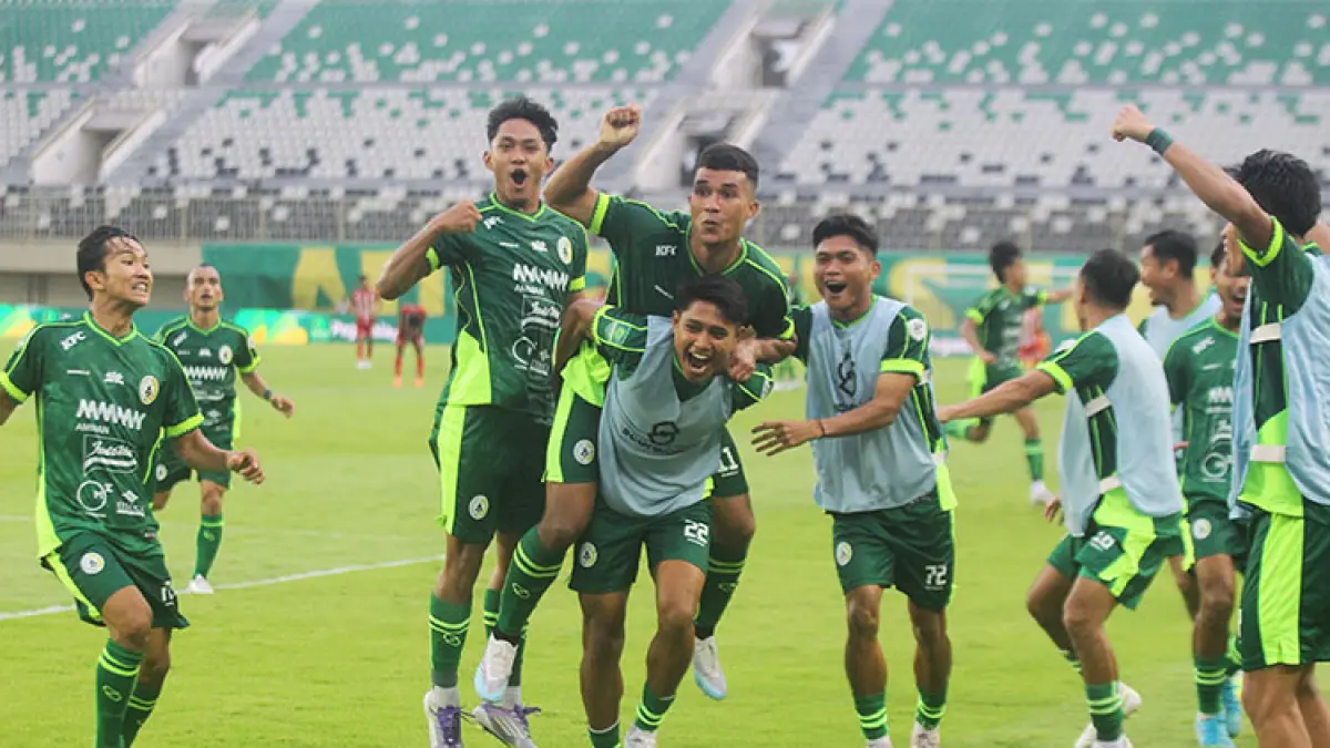 SELEBRASI: Squad PSS saat merayakan gol dalam sebuah laga pertandingan. (Foto: Guntur Aga Tirtana/Radar Jogja)