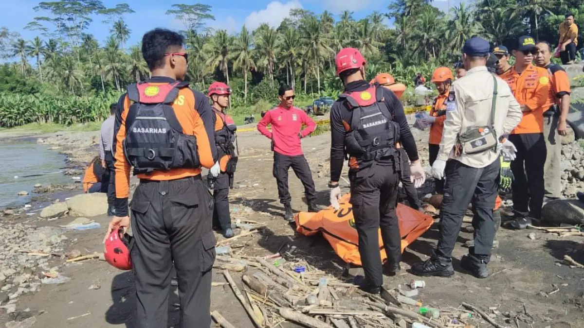 Warga Borobudur yang hanyut di aliran Sungai Progo berhasil ditemukan dalam kondisi meninggal dunia.