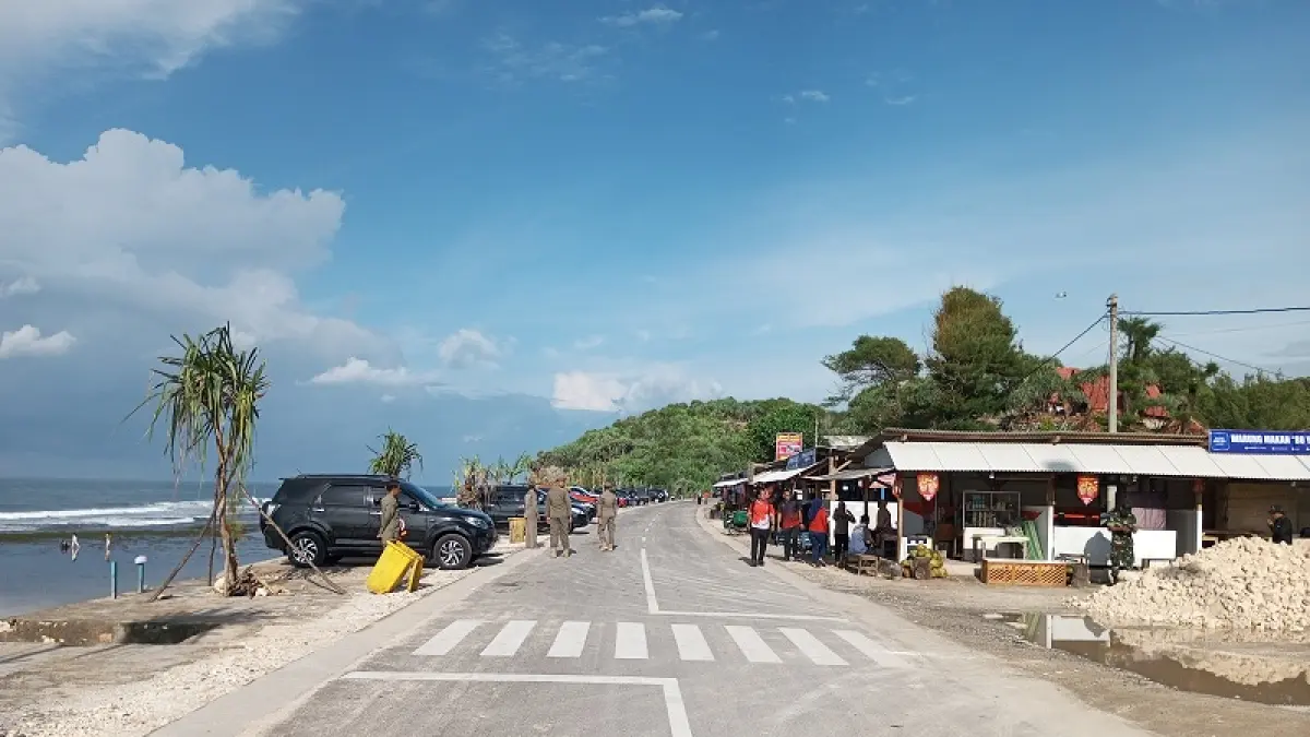 SETELAH DITATA: Kawasan Pantai Sepanjang setelah dilakukan penataan. Pemkab Gunungkidul optimis capaian target PAD tahunan dapat dipenuhi pada bulan ke enam 2026. Yusuf Bastiar/Radar Jogja


&nbsp;