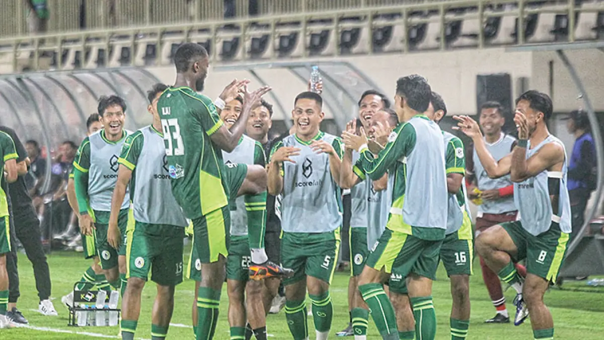 PERJUANGAN PANJANG: Para pemain PSS Sleman berselebrasi usai mencetak gol dalam laga partai finalPegadaian Championship 2025/2026 melawan Garudayaksa FC di MagIS, Minggu  (9/5/2026) malam. (Foto: Guntur Aga/Radar Jogja)