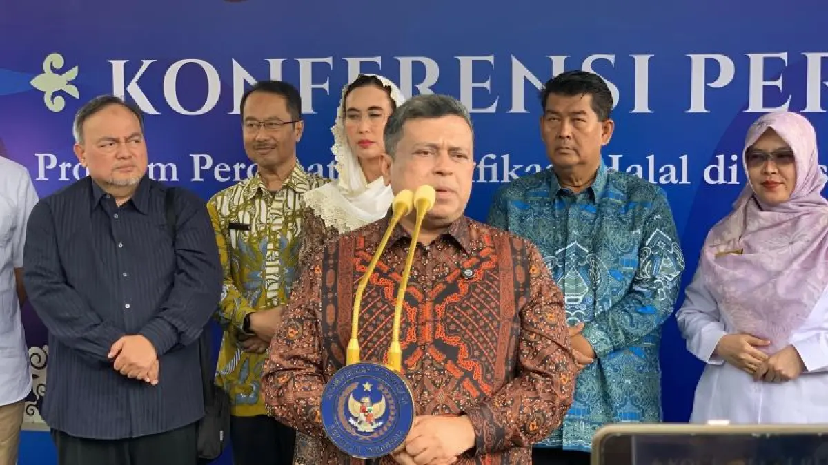 Kepala BPJPH Ahmad Haikal Hasan. (ANOM BAGASKORO/RADAR JOGJA)