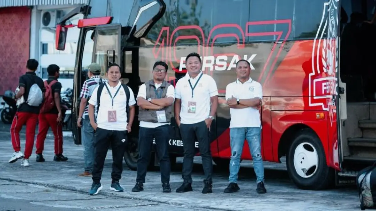 SIAP BERLAGA : Manajemen dan pemain Persak Kebumen telah tiba di Stadion Gelora Ratu Pamelingan, Kabupaten Pamekasan untuk menjalani Liga 4 Nasional. (Dokumentasi Persak Kebumen)