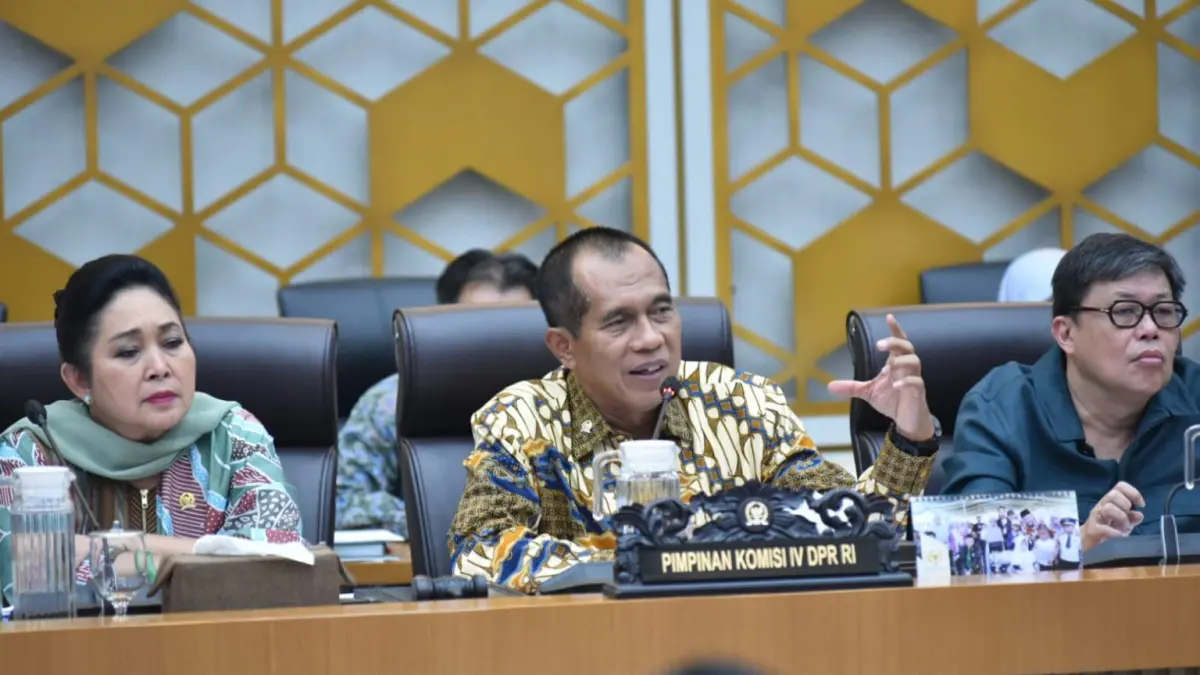  Wakil Ketua Komisi IV DPR RI Abdul Kharis Almasyhari 