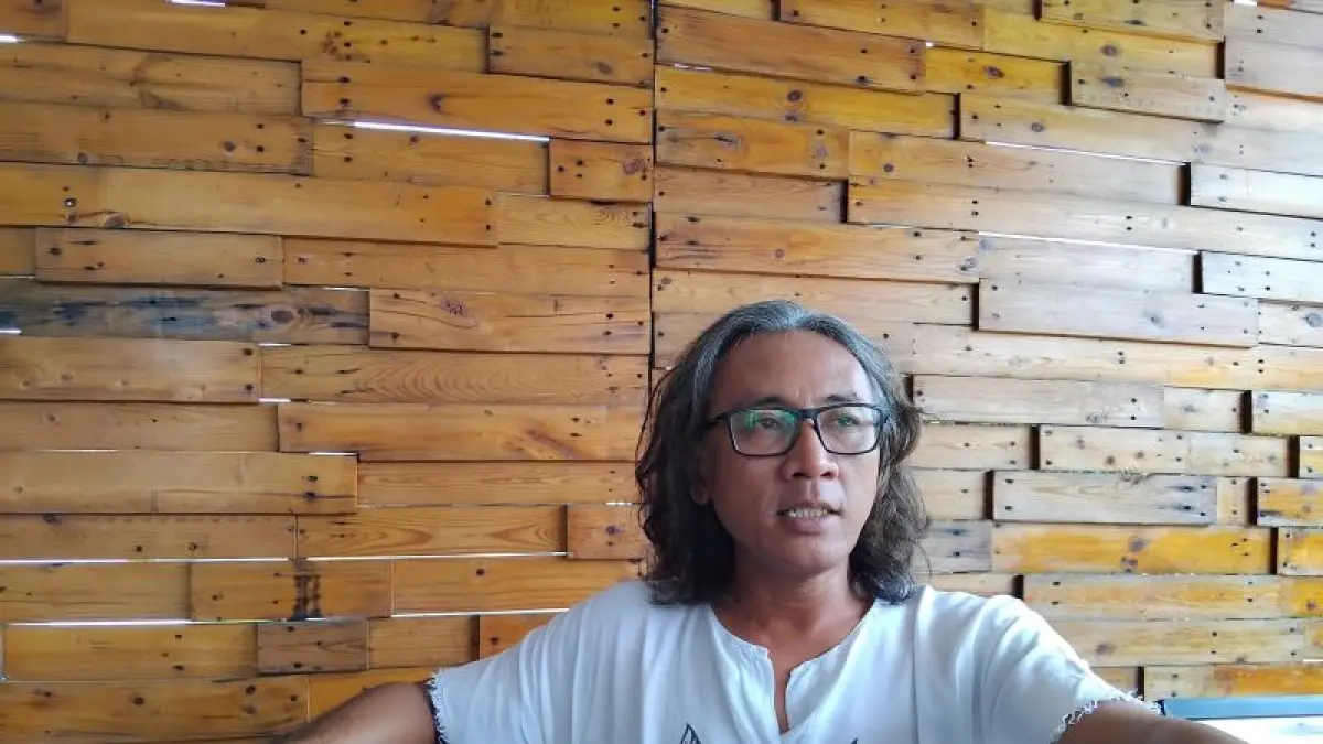 Gitaris Letto Agus Riyono atau yang akrab disapa Patub. (Rizky Wahyu/Radar Jogja)
