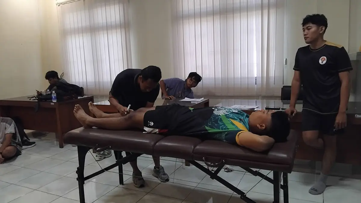 PROGRAM BERKELANJUTAN: Para atlet saat menjalani test screening cedera dan psikologi di Kantor KONI DIJ, Jumat (5/6). Rizky Wahyu/Radar Jogja&nbsp;
