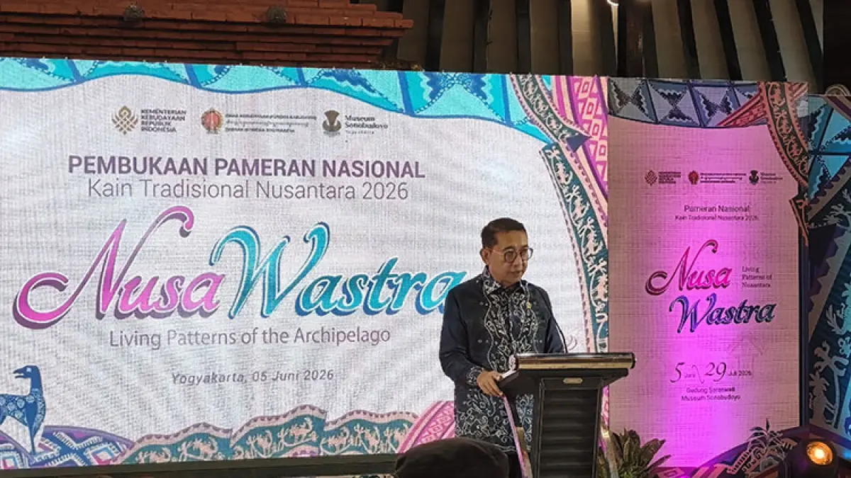SARAT FILOSOFI: Menteri Kebudayaan Fadli Zon membuka Pameran Nasional Kain Tradisional Nusantara 2026 bertajuk ”Nusa Wastra: Living Patterns of Nusantara” di Museum Sonobudoyo, Jogja, Sabtu(5/6/2026). 