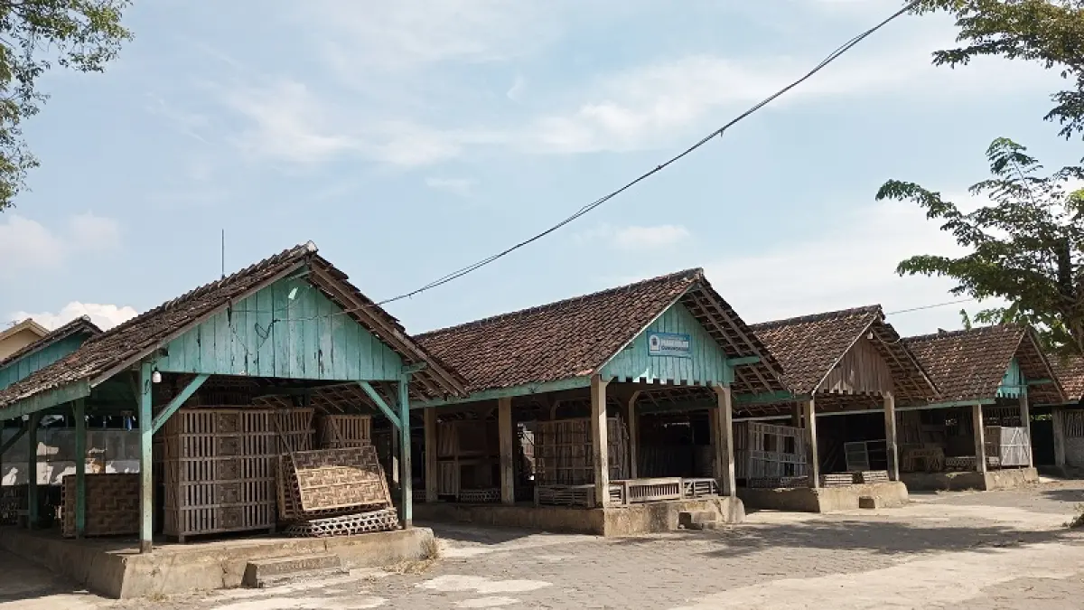 Yusuf Bastiar/Radar Jogja: Lokasi Pasar Unggas Kepek Sari yang disebut-sebut akan dilakukan relokasi akibat rencana pembangunan KDMP di tempat tersebut.