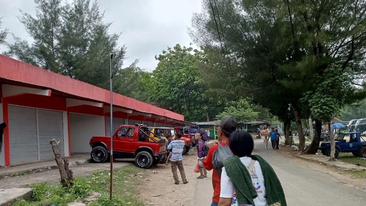 DILEMA BARU: Sekitar 400 unit jeep wisata yang beroperasi di kawasan pantai selatan kini harus menanggung lonjakan biaya operasional. Yusuf Bastiar/Radar Jogja

&nbsp;