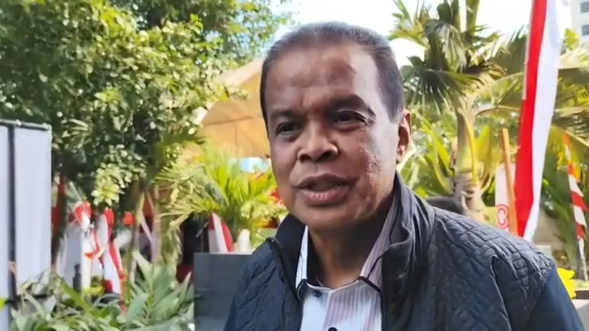 Pemilik Maktour Travel, Fuad Hasan Masyhur sebagai saksi dugaan korupsi kuota haji. (Sumber: Jawa Pos/Ridwan)
