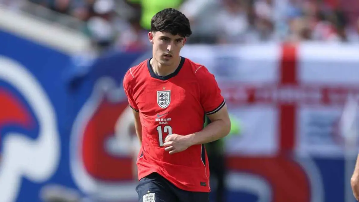 Tino Livramento gagal perkuat Inggris di Piala Dunia 2026 karena cedera, Trevoh Chalobah dipanggil sebagai pengganti.