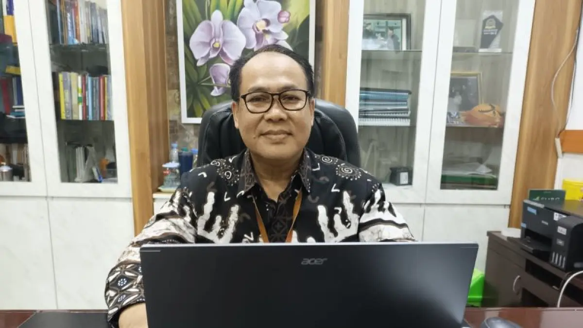 Direktur Utama PT BPR BKK Kebumen Sudiharto. (M Hafied/Radar Jogja)