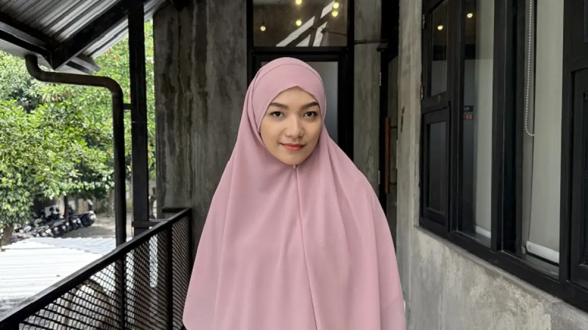 FASHIONABLE: Sehari-hari, Selma kerap menggunakan&nbsp;khiban&nbsp;sebagai bentuk gaya hidup. Dok: Selma untuk Radar Jogja

