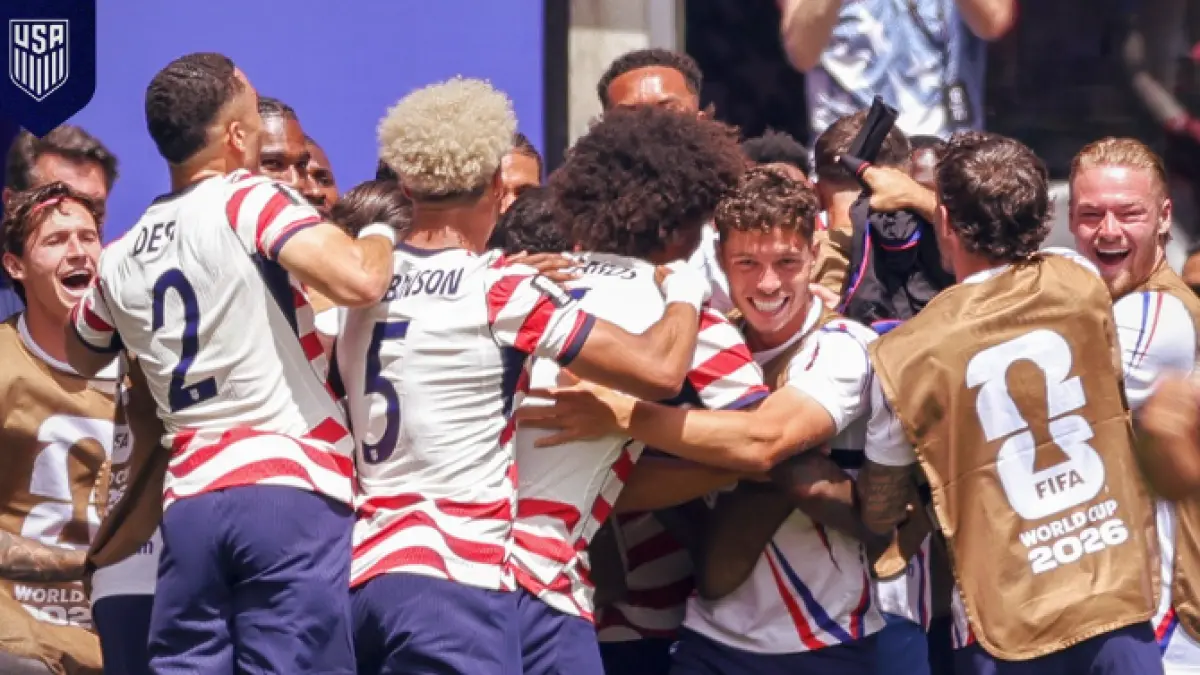 Para pemain Amerika Serikat rayakan kemenangan atas Australia dan mengamankan tiket untuk babak gugur Piala Dunia 2026 pada Sabtu (20/6/2026).
