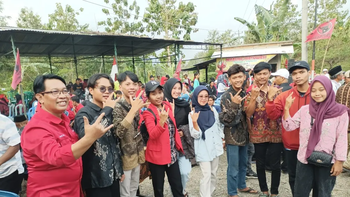 Generasi muda di Kecamatan Karanggayam mulai kepincut ke partai politik. Mereka menyatakan kesediaan masuk ke dalam struktural partai untuk membangun jejaring dan membuka wawasan. (M Hafied/Radar Jogja)