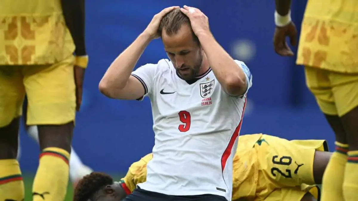 Raut kekecewaan penyerang Inggris, Harry Kane setelah melewatkan peluang emas untuk mencetak gol dalam hasil imbang melawan Ghana di Piala Dunia 2026 pada Rabu (24/6/2026).
