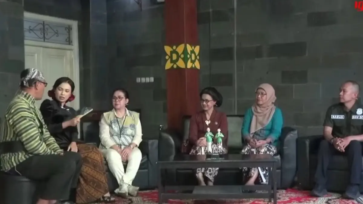 BERDAYA: Sesi diskusi Rembag Kaistimewaan bertema Keluarga Berdaya, Keistimewaan Terjaga, yang diselenggarakan Paniradya Kaistimewaan DIY Kamis (25/6/2026). Tangkapan Layar YouTube&nbsp;
