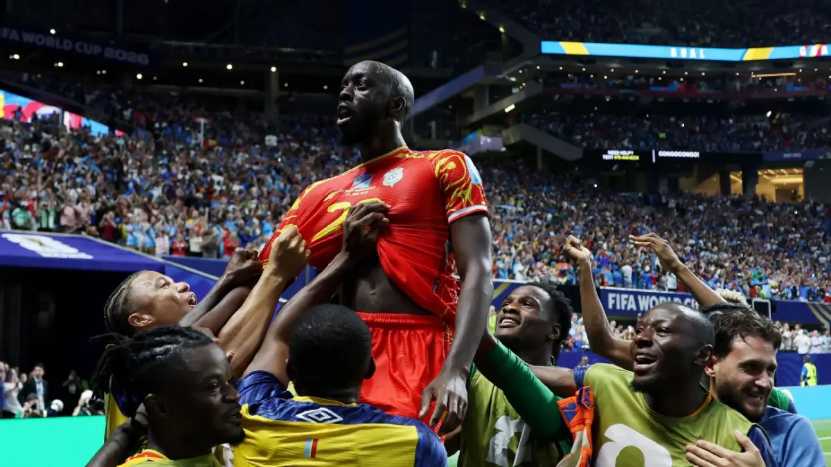 Para pemain Kongo rayakan kelolosan bersejarah ke babak gugur Piala Dunia.