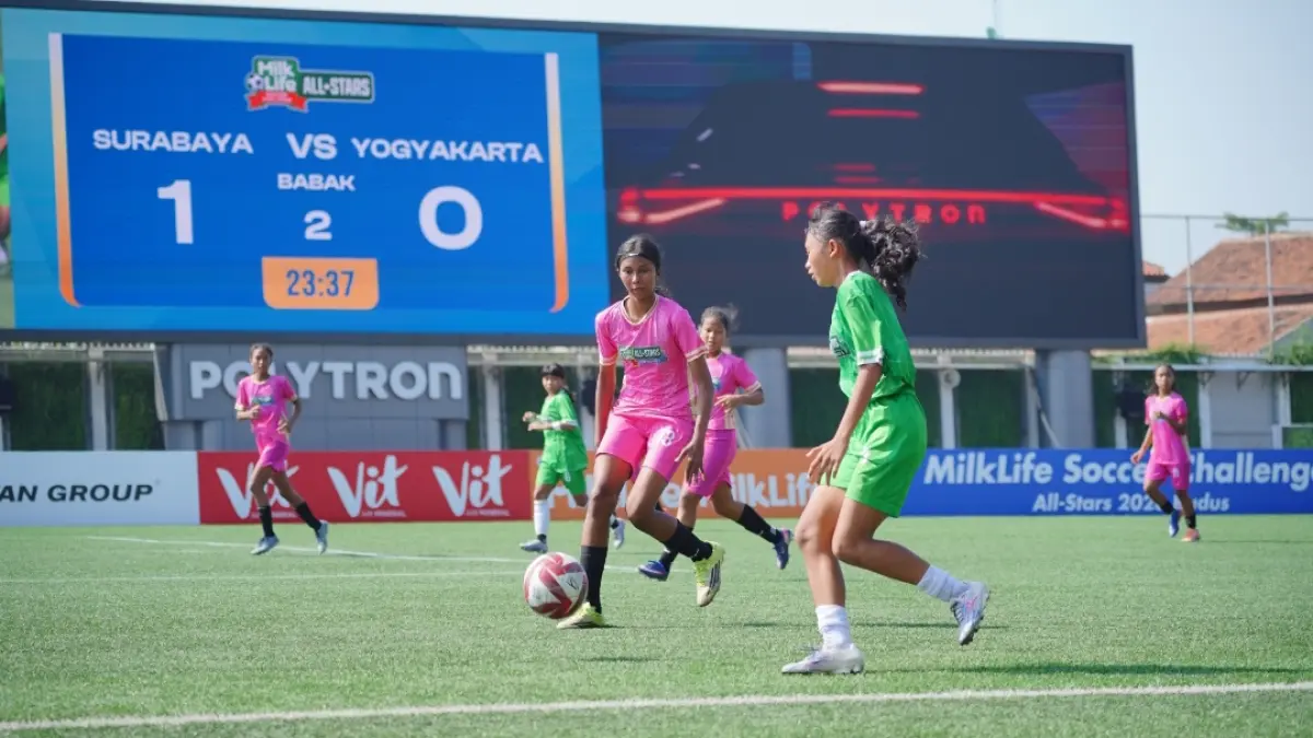 Laga antara tim All Stars Yogyakarta melawan Surabaya 