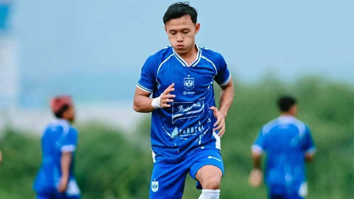 PERKUAT LINI BELAKANG: Alwi Fadilah, pemain muda yang dirumorkan merapat ke PSIM Jogja. Sebelumnya ia membela PSIS Semarang. Istimewa&nbsp;
