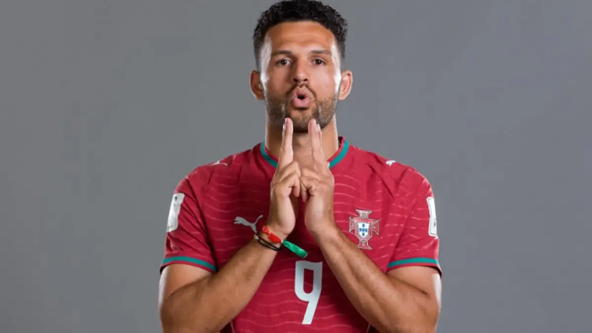 Goncalo Ramos resmi menjadi pemain baru AC Milan yang didatangkan dari PSG dengan memecahkan rekor transfer klub.