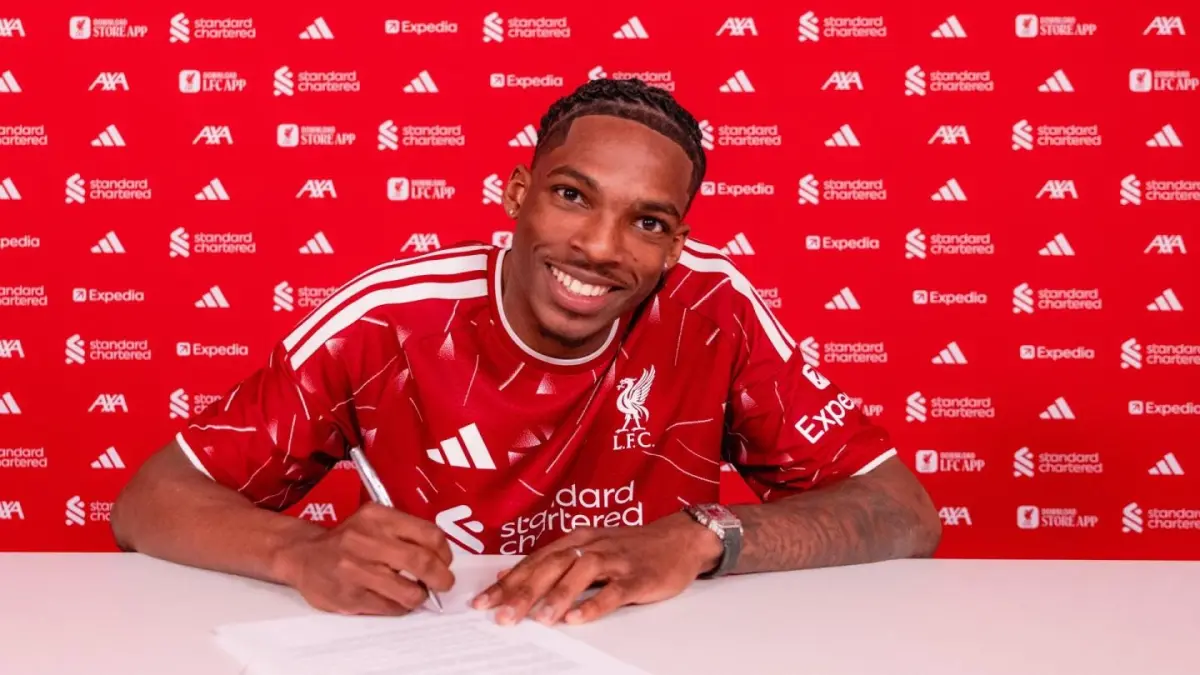 Liverpool resmi umukan Jeremy Jacquet sebagai pemain anyar. (Liverpool)