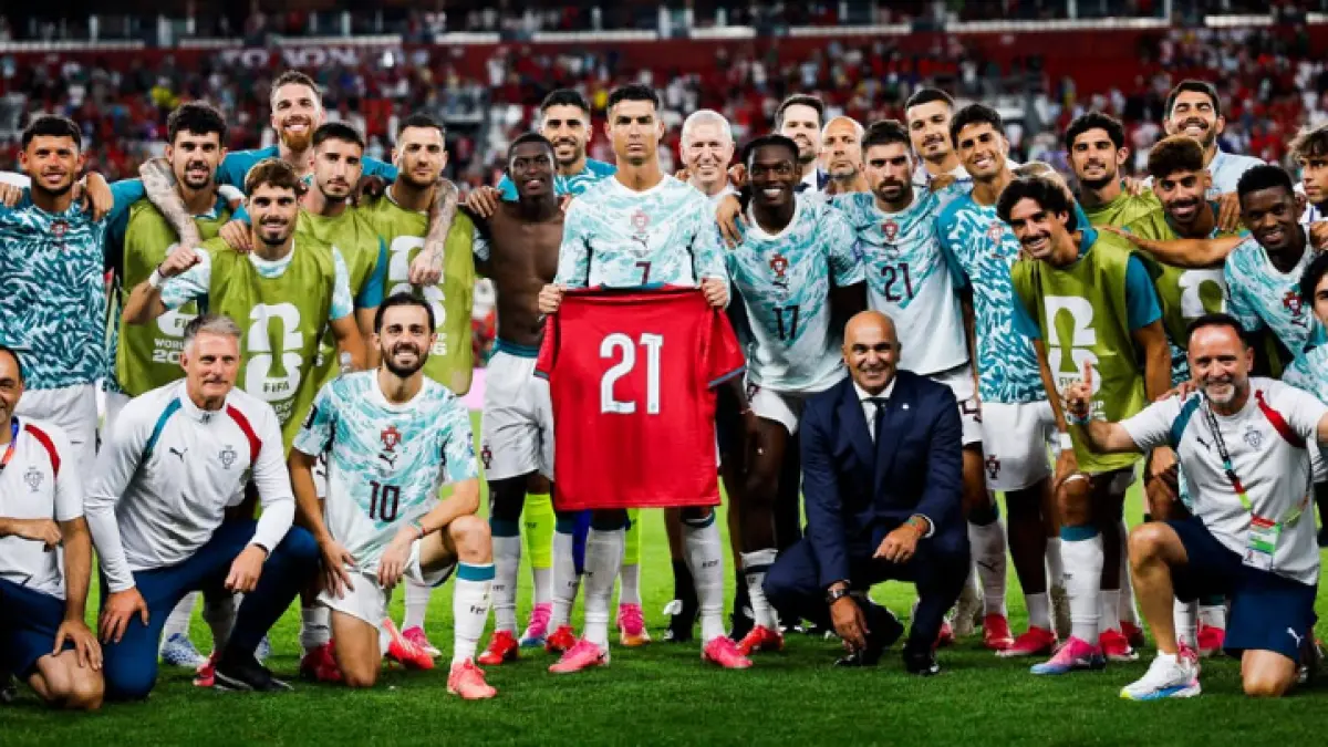 Para pemain Portugal memberikan penghormatan untuk mendiang Diogo Jota setelah kemenangan atas Kroasia di babak 32 besar Piala Dunia 2026.