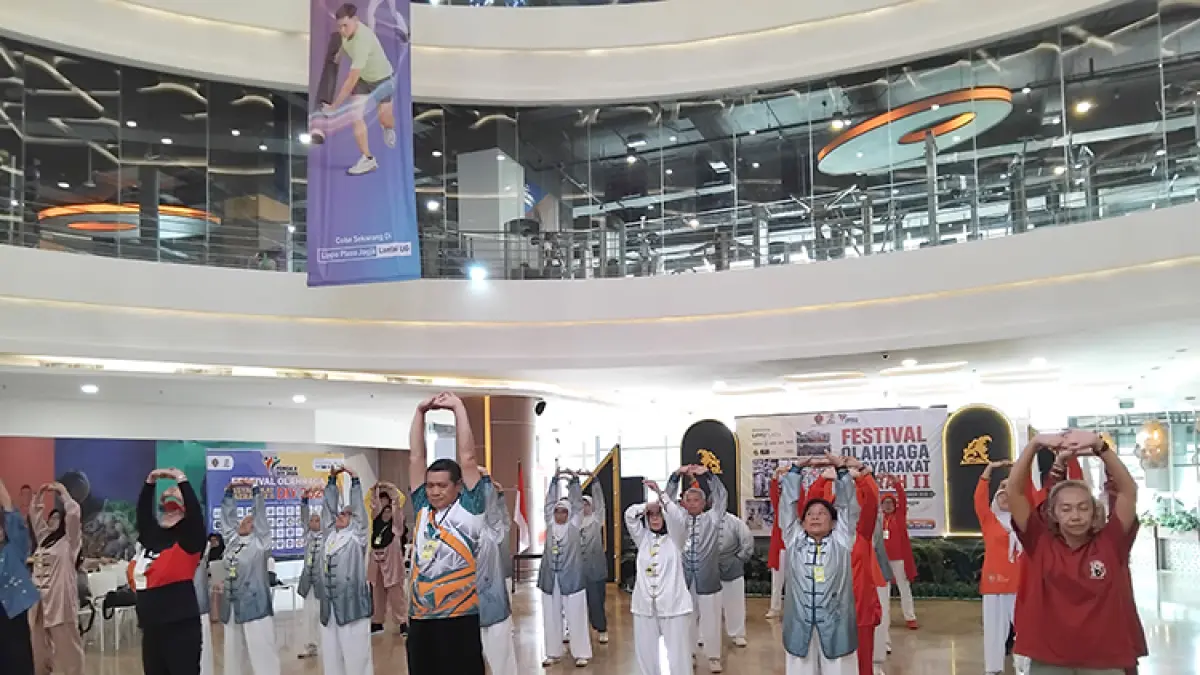HIDUP SEHAT: Para peserta Forda II DIY 2026 saat berekspresi di Lippo Plaza, Jogja, Minggu (5/7/2026). (Foto: Rizky Wahyu/Radar Jogja)